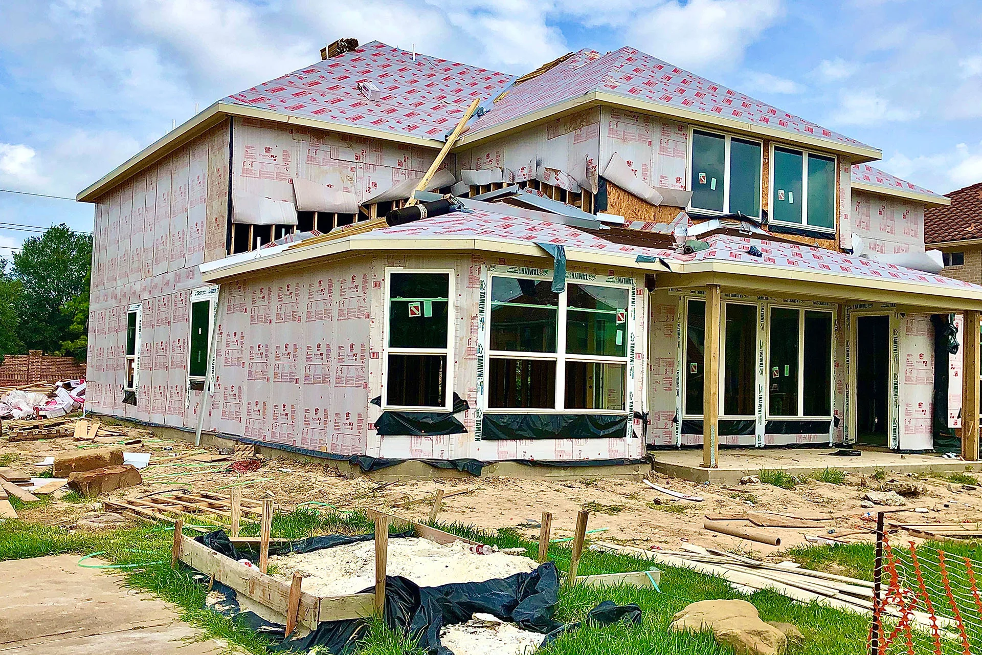 The Role of Housewrap in a Quality Siding Installation - Featured Image