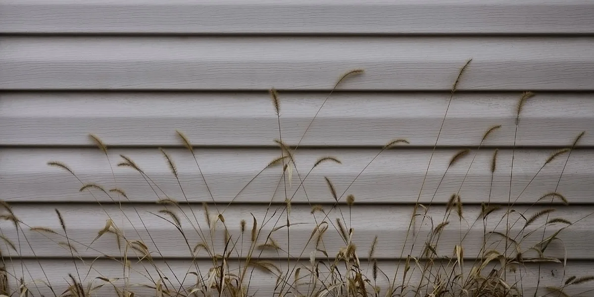 How Much Does Siding Installation Cost in Hamilton – Image 1 How Much Does Siding Installation Cost in Hamilton - Image 1